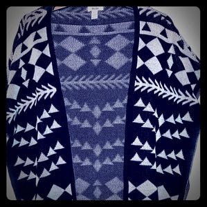 Shawl-like vest/cardigan poncho'ish sweater